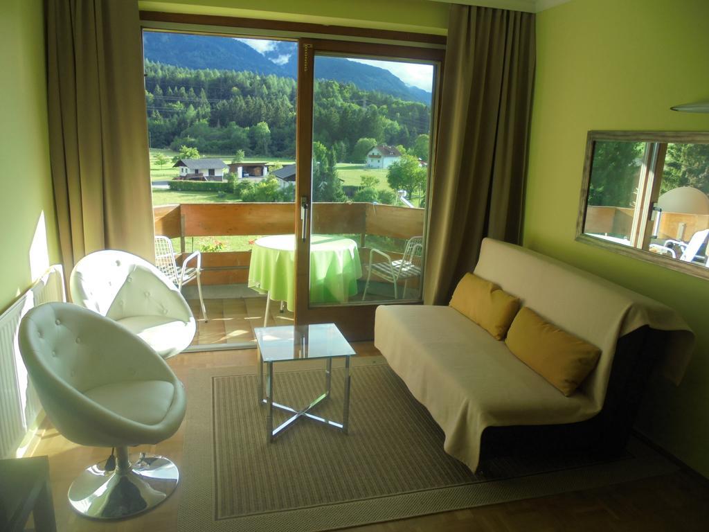 Olympia Apartment Latschach ober dem Faakersee Ruang foto
